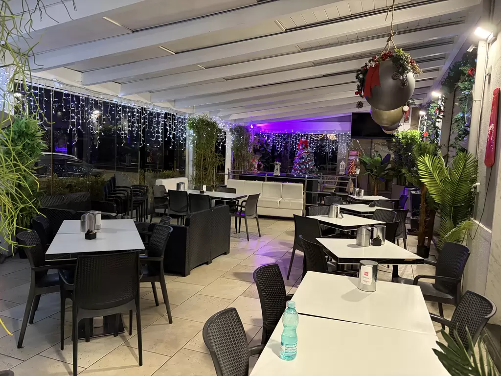 Restaurant image 9128