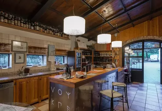 Happy golden hour 🥂✨