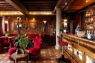 Oriental Bar & Bistrot