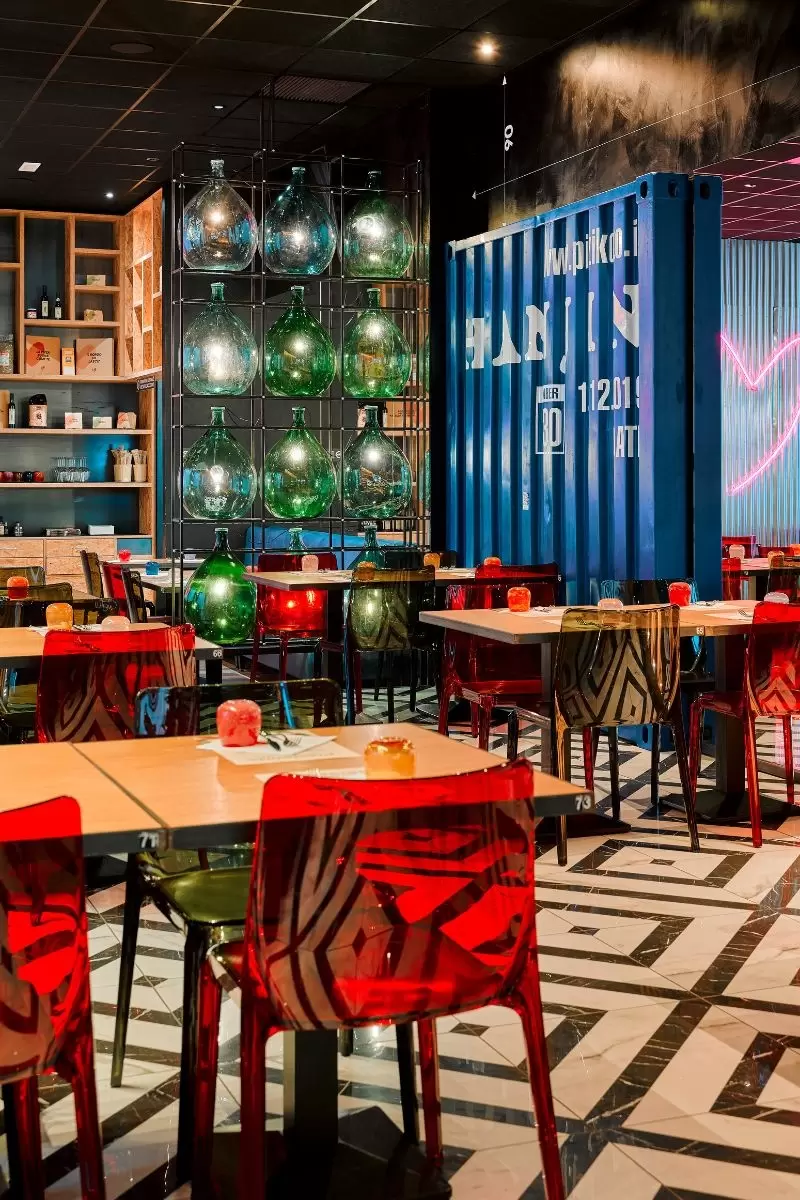 Drink, pizza , serata tra Amic