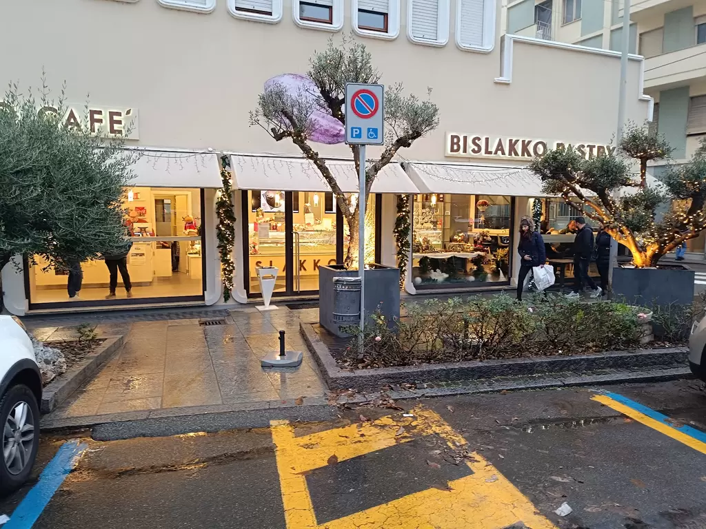 Bislakko Pastry Bar