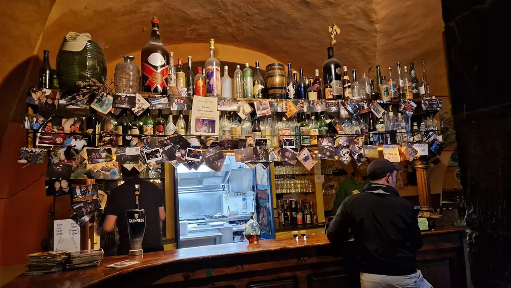 Bar Risto "Grotte di Nerone" di Tacca G. C. Snc