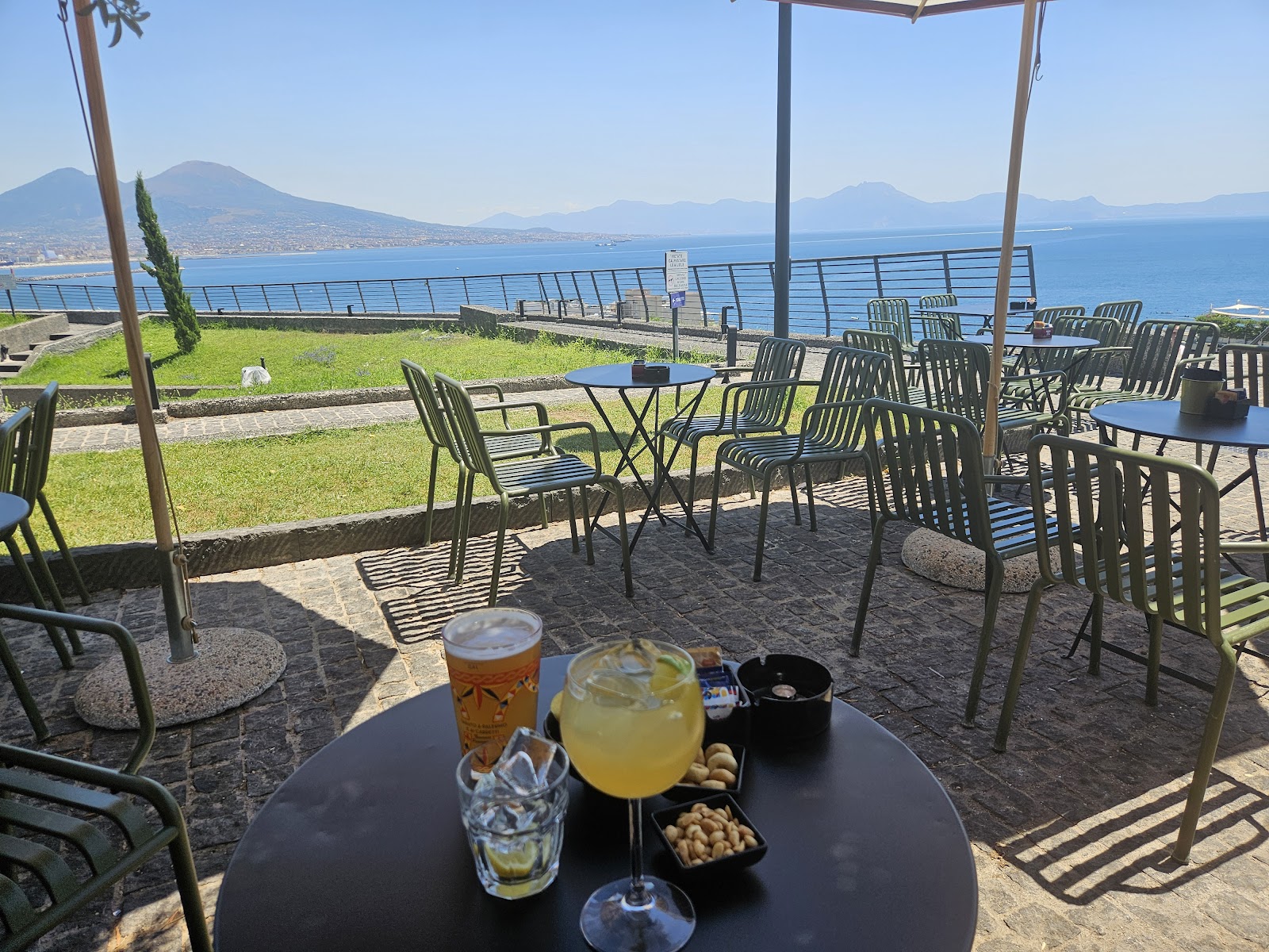 Aperitivo fresco e suggestivo