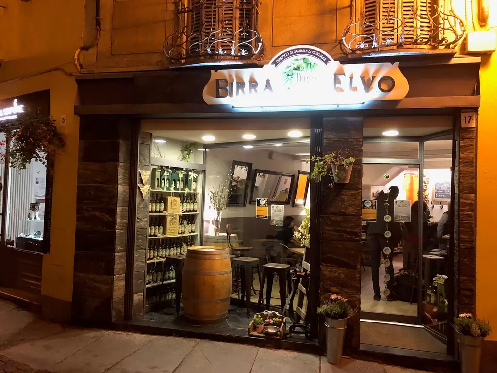Elvo Tower - Pub & Beer shop - Biella