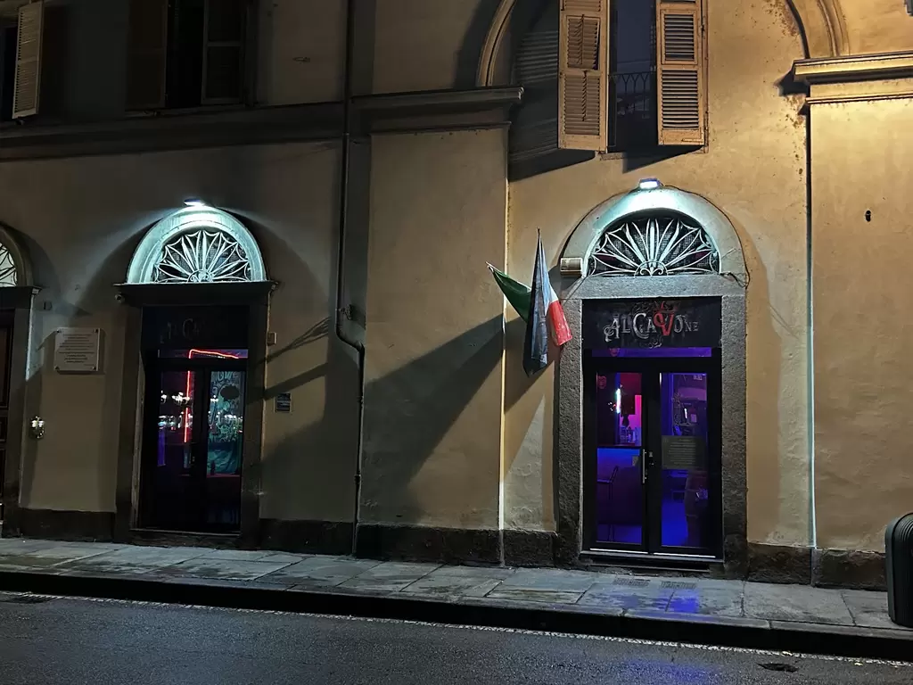 Al Cavone & Aperoyal