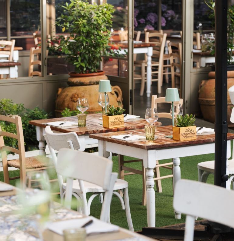 Aperitivo + Cena in Compagnia