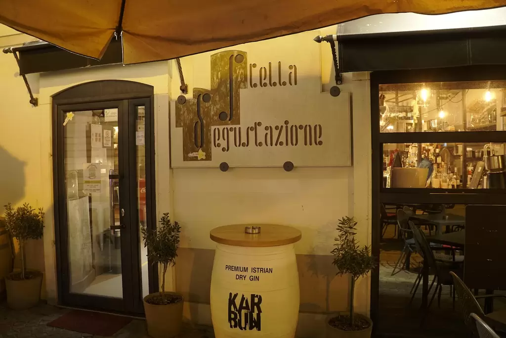Super Bar Stella