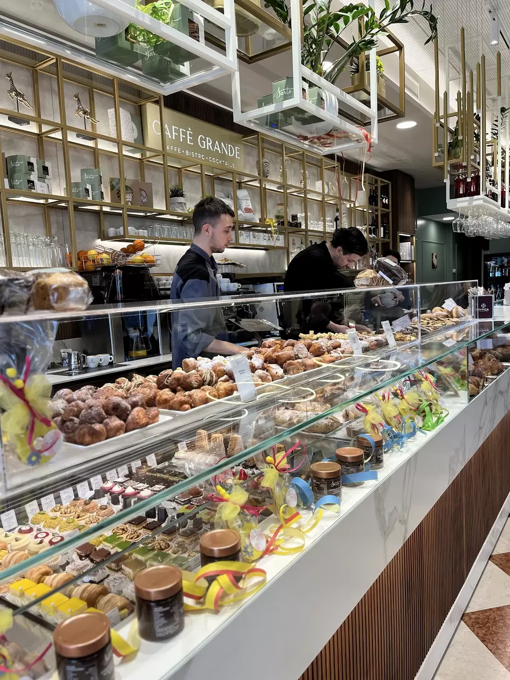 Cena da Pasticceria Sarto Spiga d’Oro - Caffé Grande - Bistró: 9 posti liberi