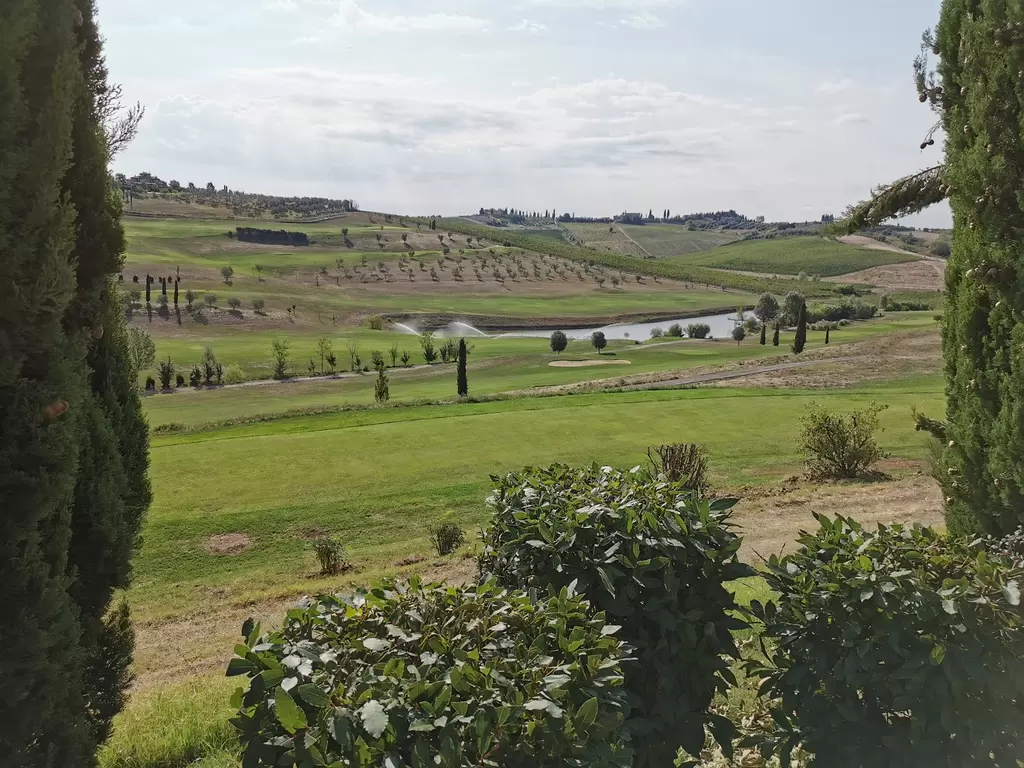 Bellosguardo Vinci da Bellosguardo • Golf Club: 9 posti liberi