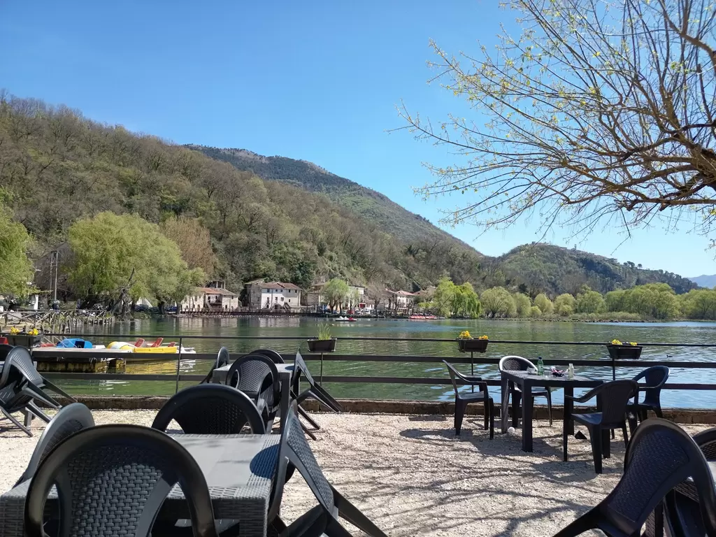 🧺 Pic-Tablo sul Lago! 🌿