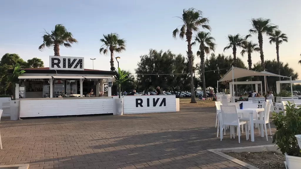 Tablo in spiaggia