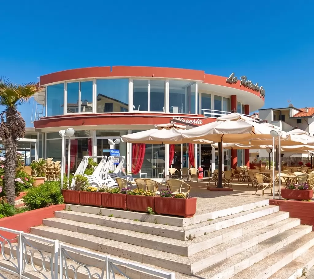 Tablo in spiaggia