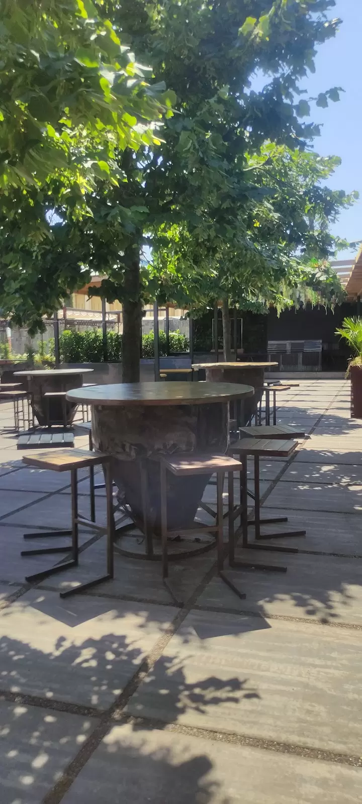 APERITIVO TRA SINGLE 