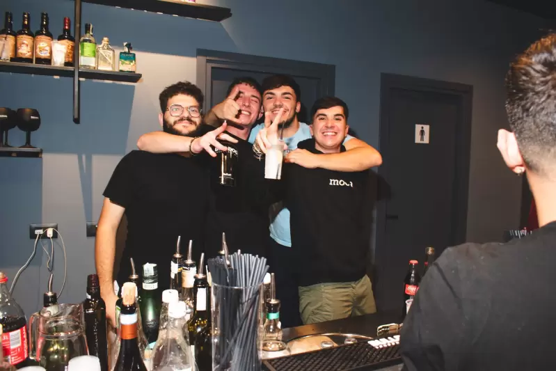 Mood - Drink, Food & Good Vibes