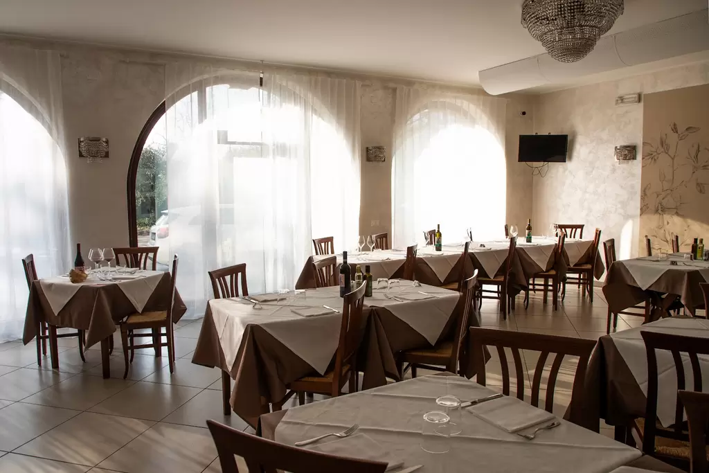 CENA ROMANA