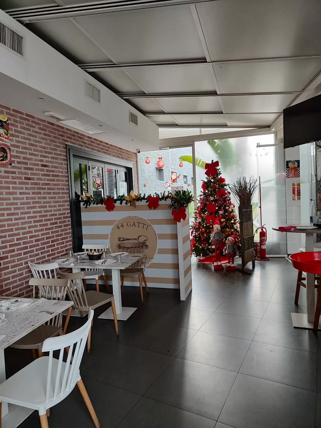 44 gatti bistrot