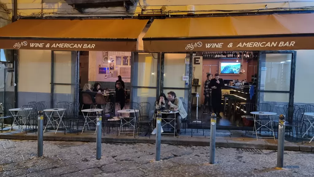 🍹 A Chiaia, un venerdì tra amici!