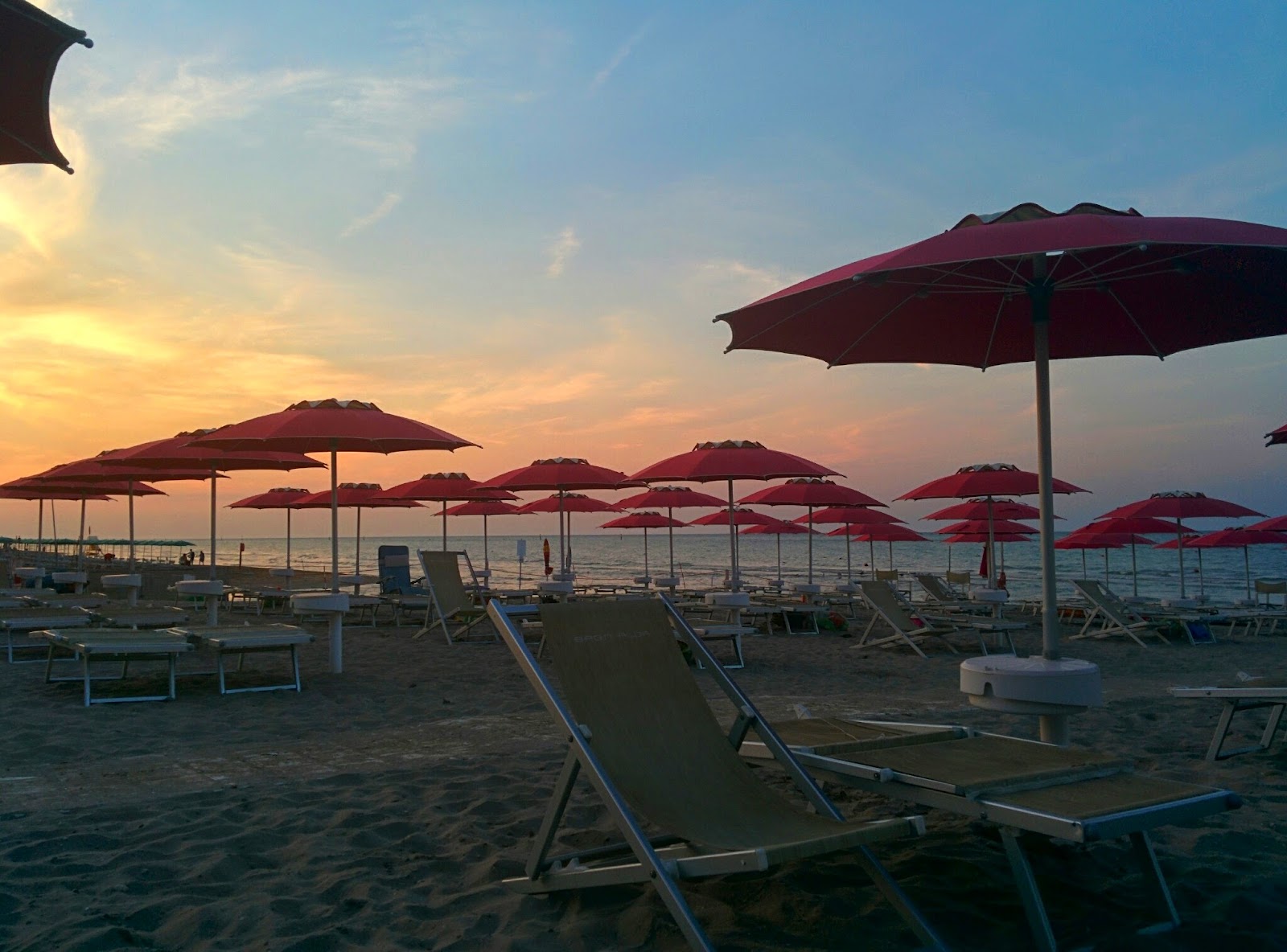 Tablo in spiaggia
