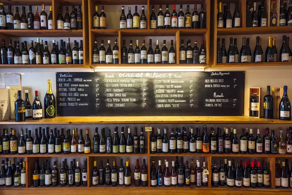 Un bicchiere di vino insieme