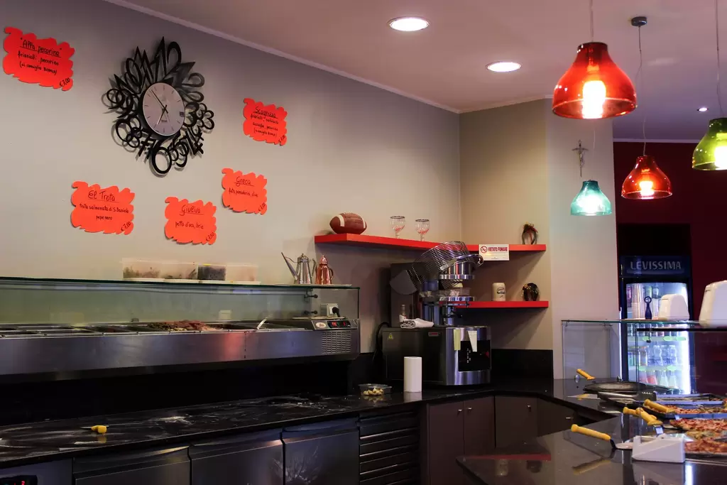 Titti's Pizza