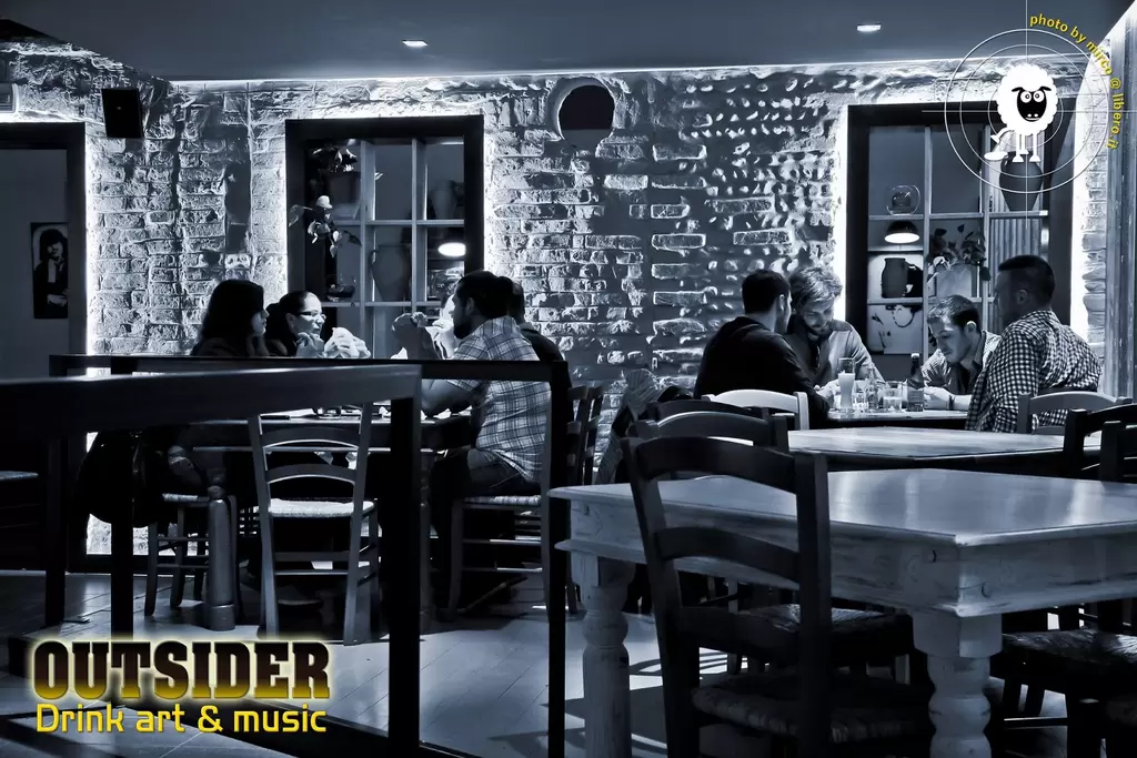 Escape in Realtà Virtuale &Pub