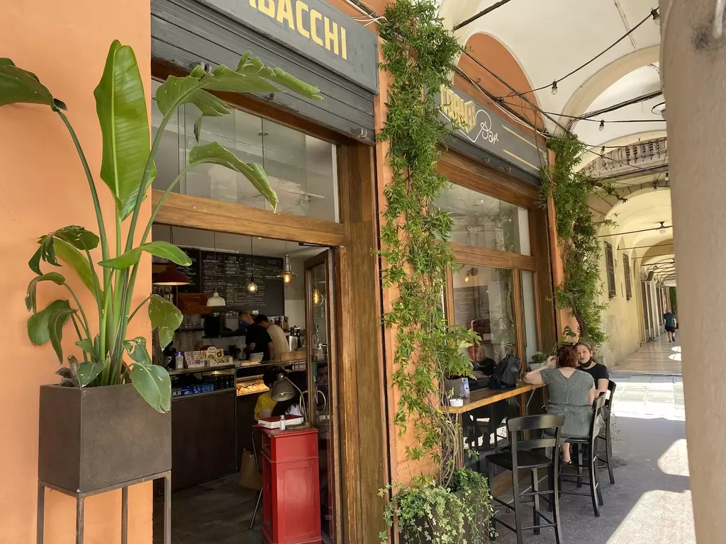 Sport, Fan and Food!