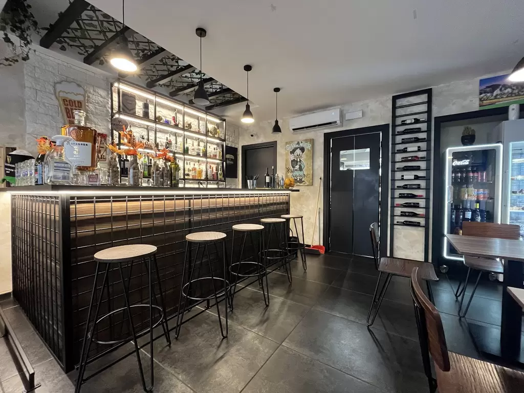JOY'S - Beer, Wine and Fine Food