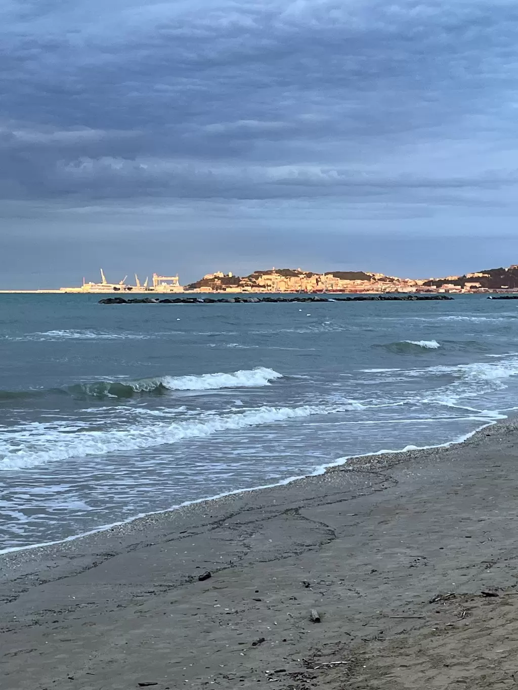 Tablo in spiaggia