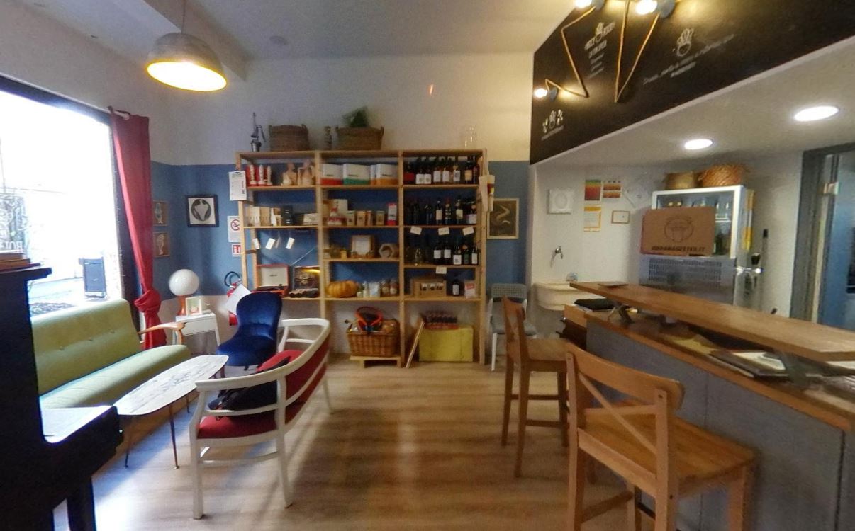 Holy Food Genuino Market