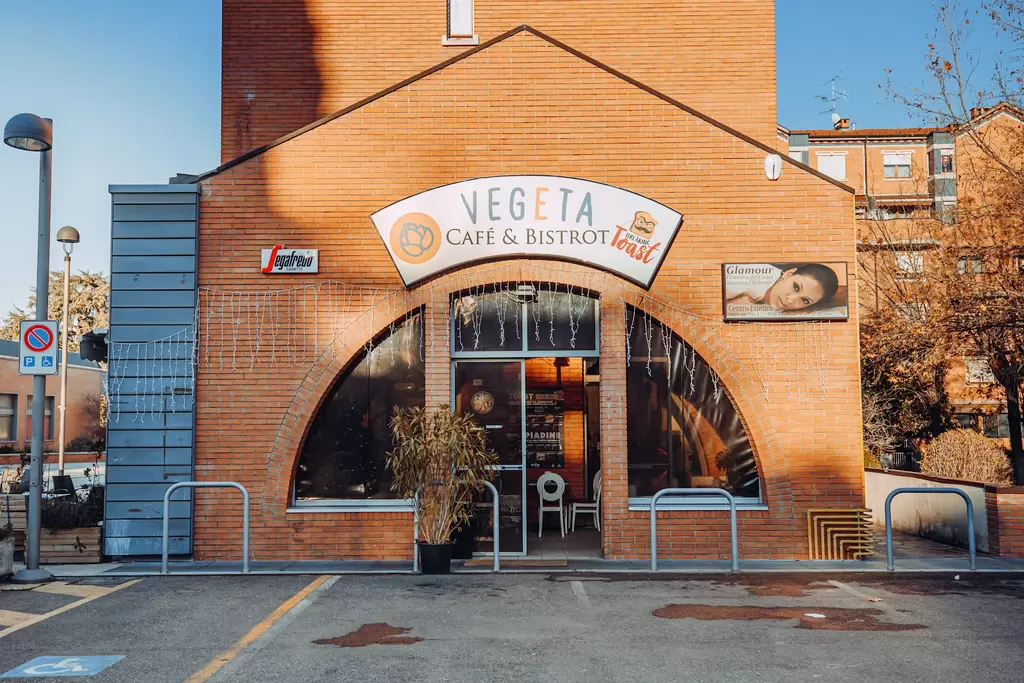 Cena da Vegeta Café & Bistrot: 4 posti liberi