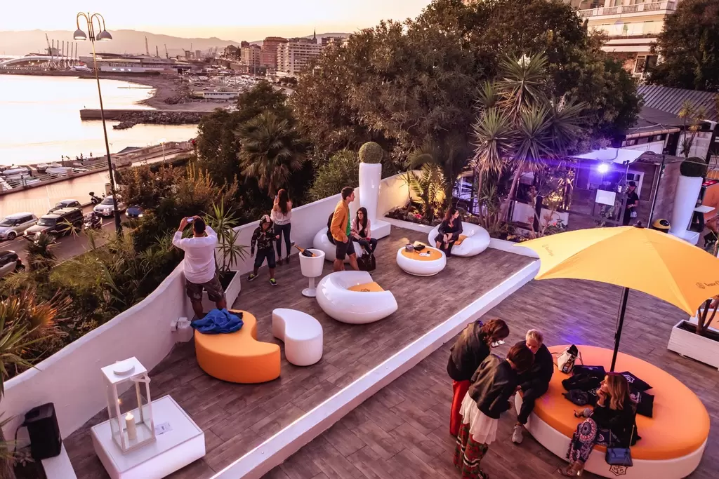 Cena da Mako Discotheque: 5 posti liberi