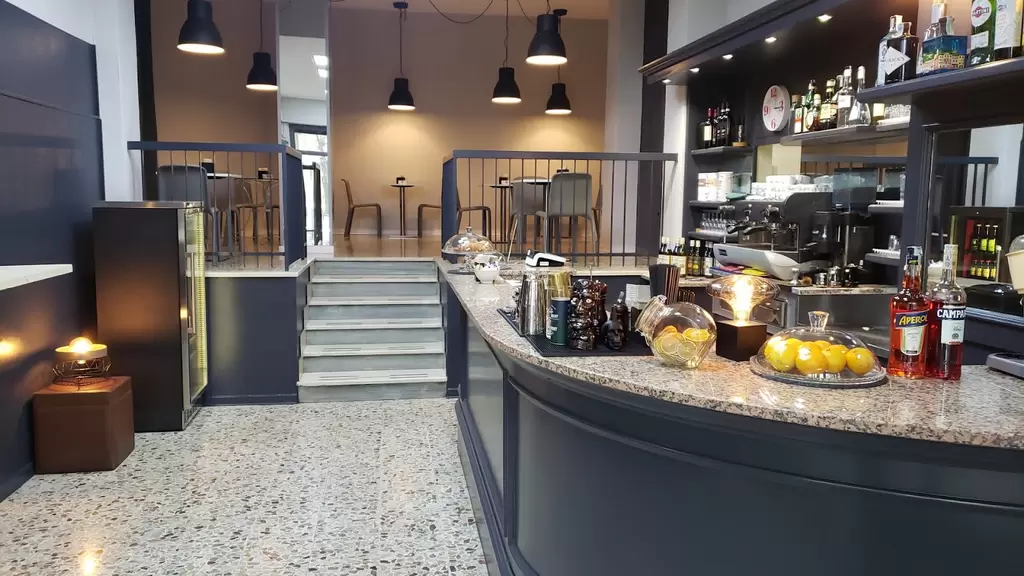 Fadama - Meeting bar