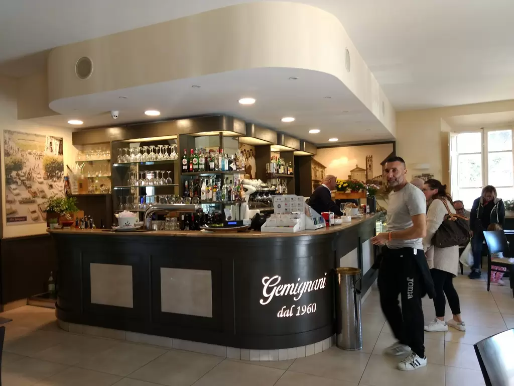 Cena da Bar Gemignani: 9 posti liberi