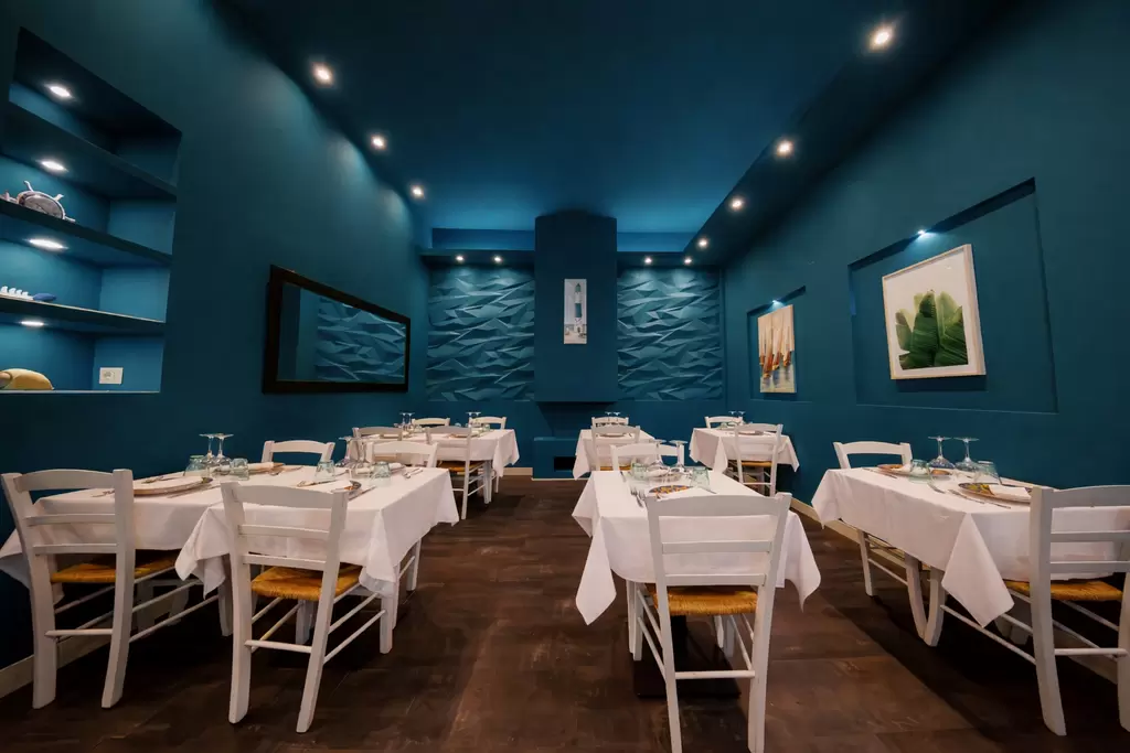 Cena di pesce tra amici