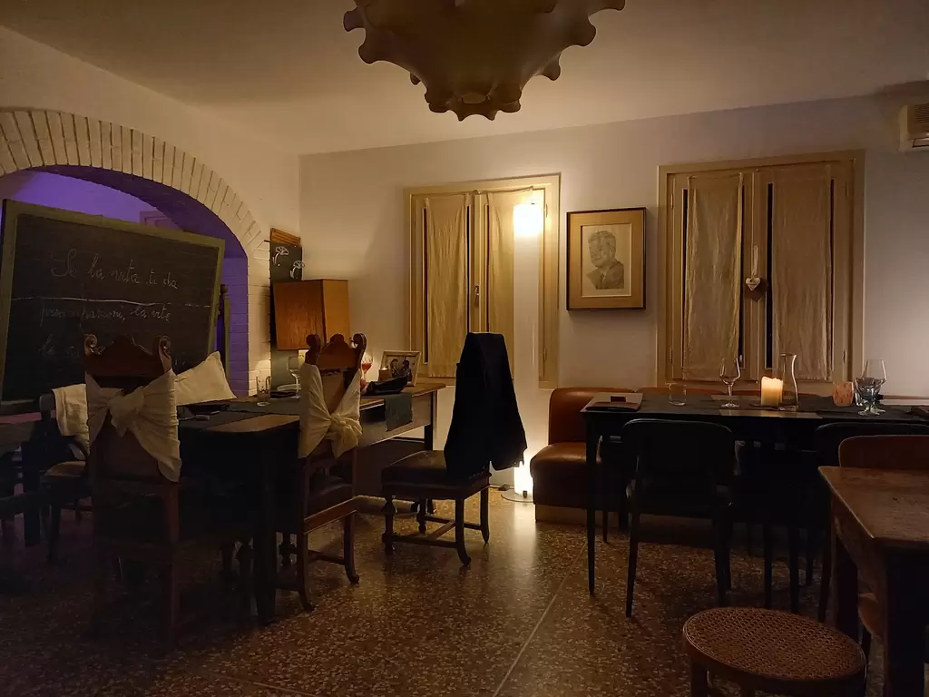 Blues in risto vintage