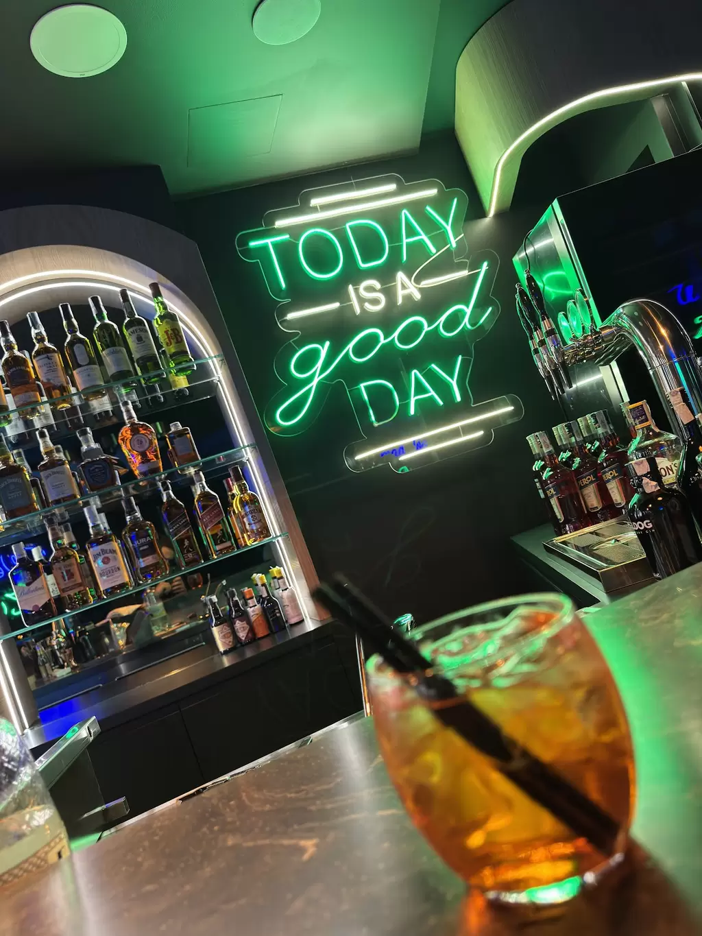 Lounge Bar Zone
