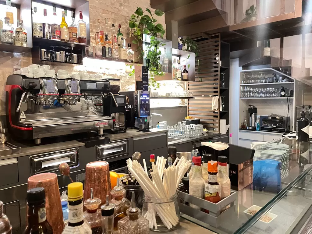 BRIQUE BISTROT