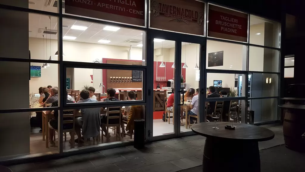 Cena da La Taverna degli OstiNati: 5 posti liberi