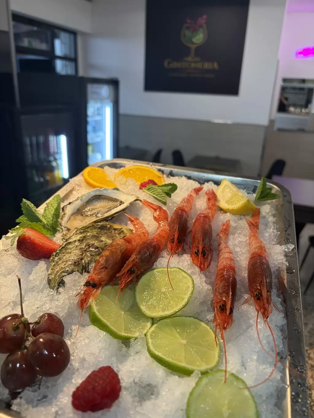 Spritz,Gin tonic,Hugo ILLIMITATI + BUFFET